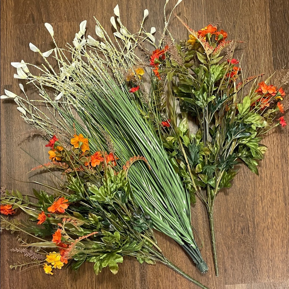 Lot of orange flowers for fall and Halloween decorating